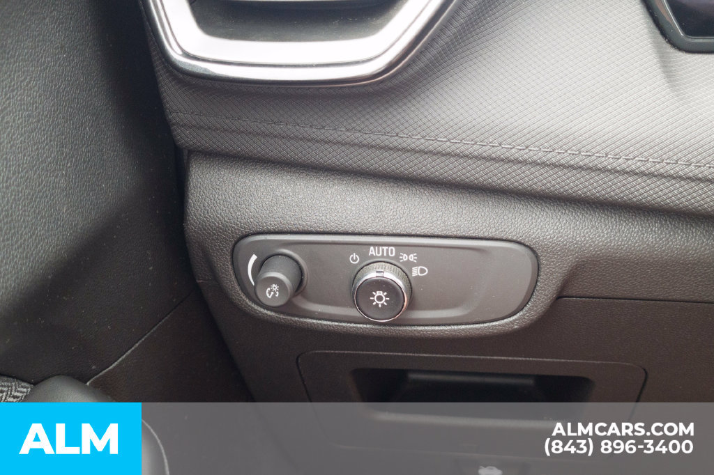 Used 2025 Chevrolet TrailBlazer LT FWD image 27