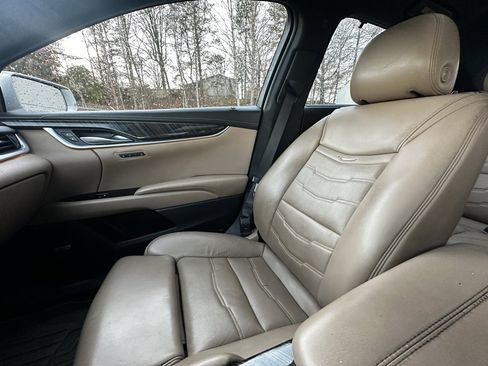 Used 2018 Cadillac XTS Vsport Platinum image 16