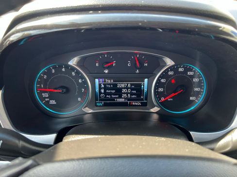 Used 2019 Chevrolet Traverse LT w/ LPO, Floor Liner Package AWD/4WD image 18