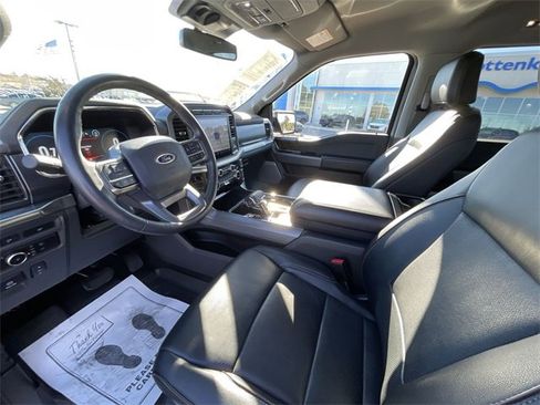 Used 2023 Ford F150 Lariat w/ Max Trailer Tow Package image 15