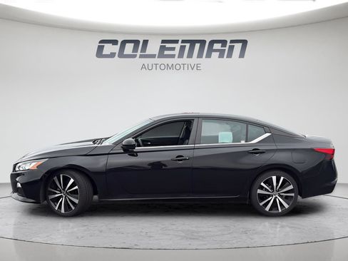 Used 2022 Nissan Altima 2.5 SR image 2