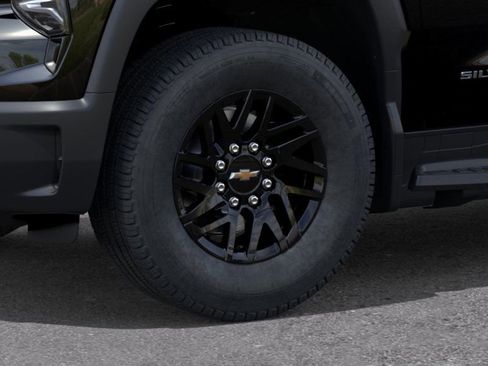 New 2026 Chevrolet Silverado EV LT image 33