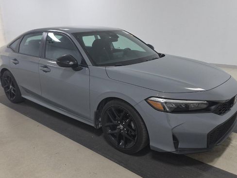 Used 2025 Honda Civic Sport image 4