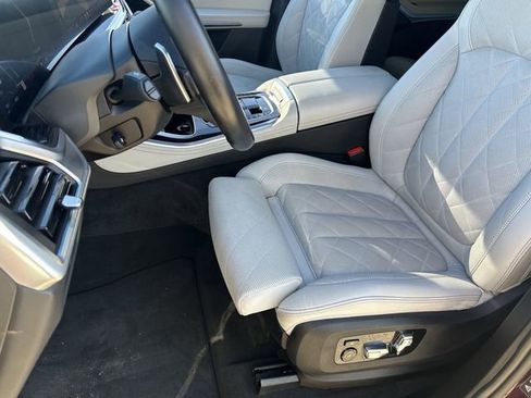 Used 2024 BMW X5 M60i w/ Executive Package image 21