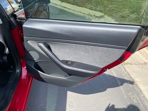 Used 2022 Tesla Model 3 Performance image 20