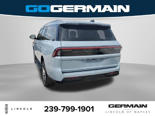 New 2027 Lincoln Navigator Premiere RWD image 10