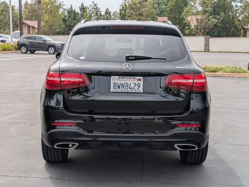 Used 2019 Mercedes-Benz GLC 300 4MATIC image 6