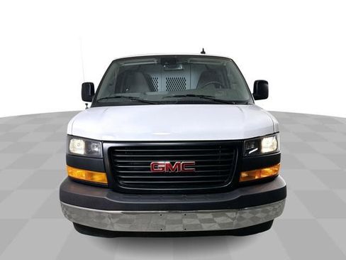 New 2025 GMC Savana 3500 w/ Driver Convenience Package RWD image 5