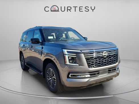 New 2026 Nissan Armada SL w/ Captain's Chari Seat Package image 5