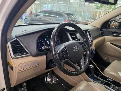 Used 2016 Hyundai Tucson Limited w/ Option Group 03 AWD/4WD image 7