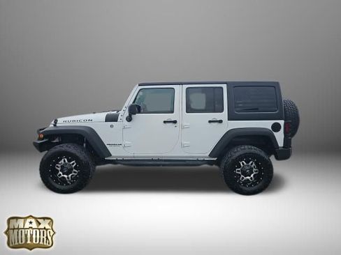 Used 2017 Jeep Wrangler Unlimited Rubicon w/ Connectivity Group image 5