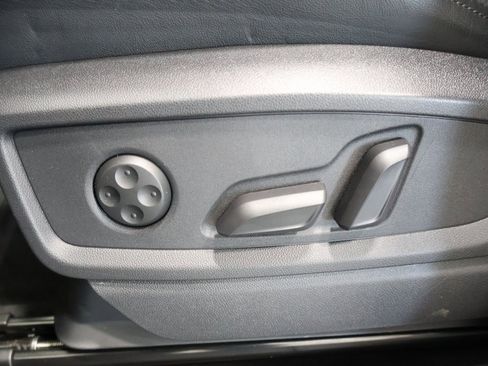 Used 2024 Audi Q5 2.0T Premium Plus w/ Premium Plus Package image 14