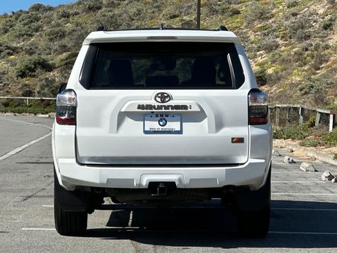 Used 2023 Toyota 4Runner 40th Anniversary SE image 8