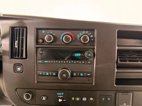 Used 2024 Chevrolet Express 3500 LT w/ LT Preferred Equipment Group RWD image 21