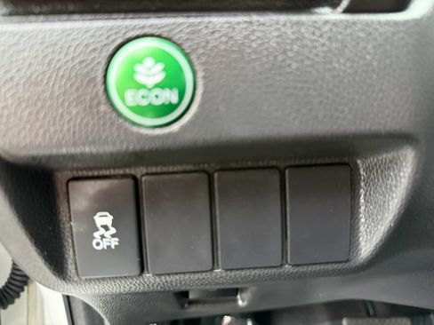 Used 2015 Honda Fit LX image 25