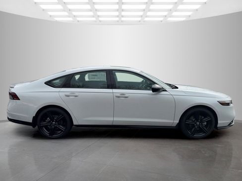 New 2026 Honda Accord EX-L image 6