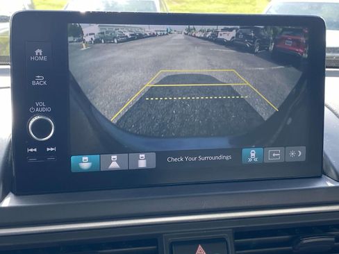 Used 2023 Honda Pilot EX-L image 27