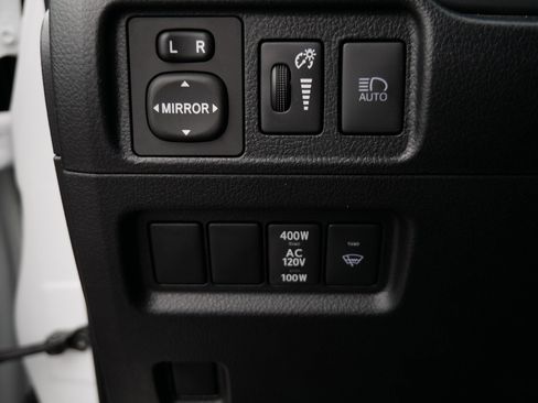 Used 2024 Toyota 4Runner TRD Off-Road image 27