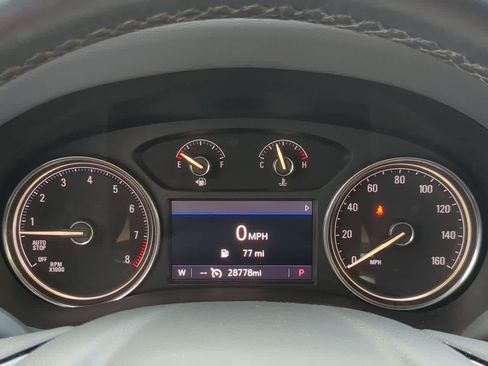 Used 2023 Buick Enclave Essence image 33