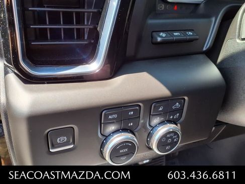 Used 2024 GMC Sierra 2500 Denali w/ Denali Reserve Package image 21