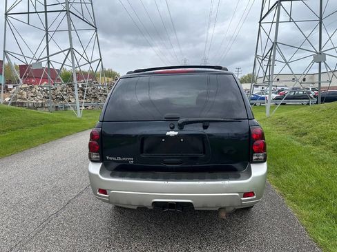 Used 2008 Chevrolet TrailBlazer LT w/ Sun And Sound Package AWD/4WD image 4