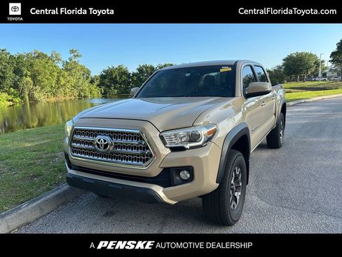 Used 2017 Toyota Tacoma TRD Sport AWD/4WD image 1