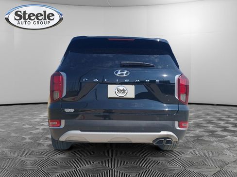 Used 2022 Hyundai Palisade SEL w/ Convenience Package image 4