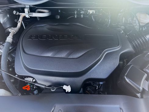 Certified 2024 Honda Odyssey Touring image 34