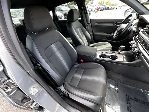 Used 2025 Honda Civic Sport image 14