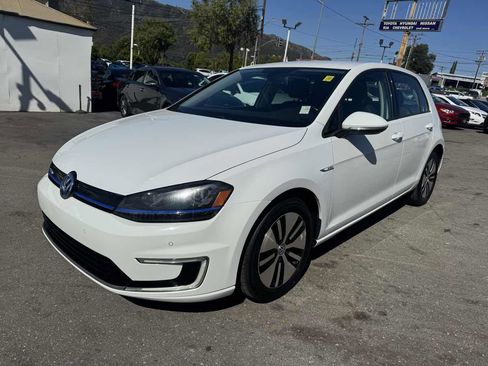 Used 2015 Volkswagen e-Golf SEL Premium image 3