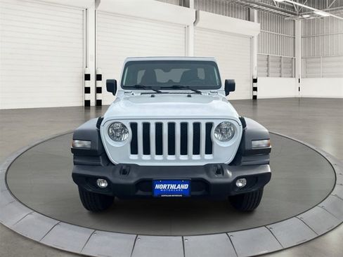 Used 2018 Jeep Wrangler Unlimited Sport S AWD/4WD image 8