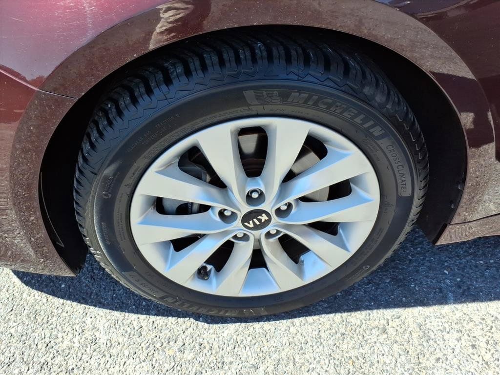Used 2018 Kia Optima EX w/ Technology Package FWD image 14
