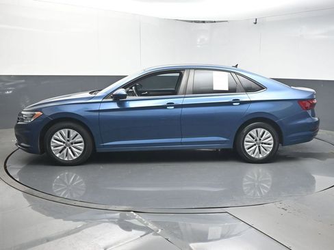 Used 2020 Volkswagen Jetta SE image 5