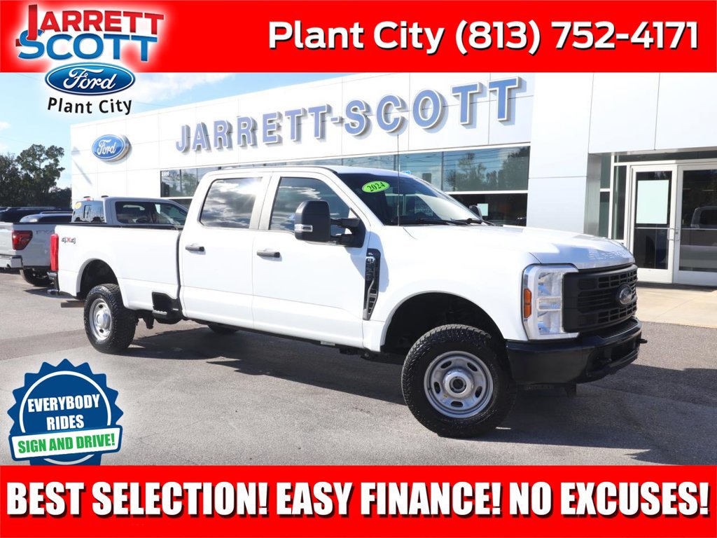 Used 2024 Ford F350 XL AWD/4WD image 1