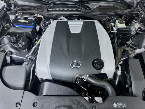 Used 2016 Lexus RC 350 image 30