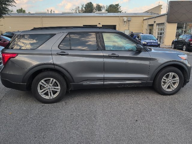 Used 2022 Ford Explorer XLT RWD image 9