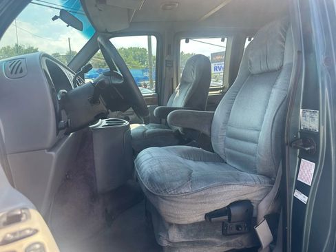 Used 1997 Ford E-150 and Econoline 150 image 13