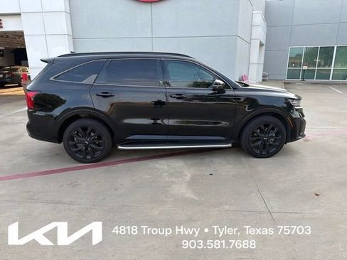 Certified 2021 Kia Sorento SX FWD image 13