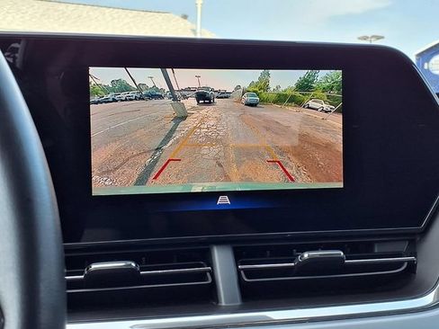 Used 2025 Chevrolet Trax LT w/ Driver Confidence Package FWD image 8