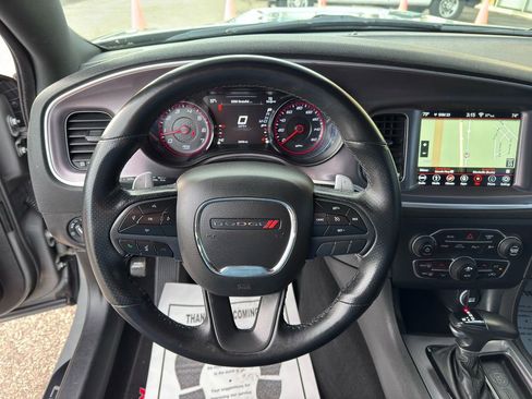 Used 2019 Dodge Charger R/T w/ Blacktop Package image 17