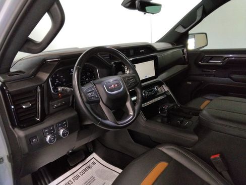 Used 2024 GMC Sierra 1500 AT4 w/ Technology Package image 31