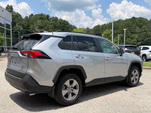 Used 2025 Toyota RAV4 XLE w/ Convenience Package FWD image 4