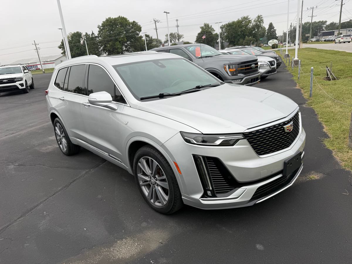 Used 2020 Cadillac XT6 Premium Luxury FWD image 3