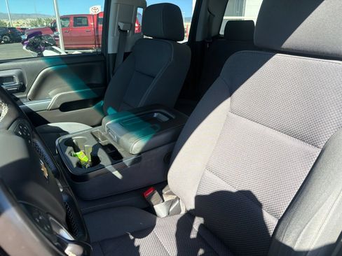 Used 2018 Chevrolet Silverado 1500 LT w/ Trailering Package AWD/4WD image 14