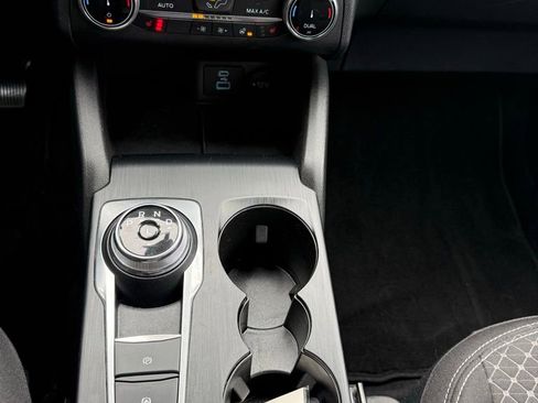 Certified 2023 Ford Escape Active image 9