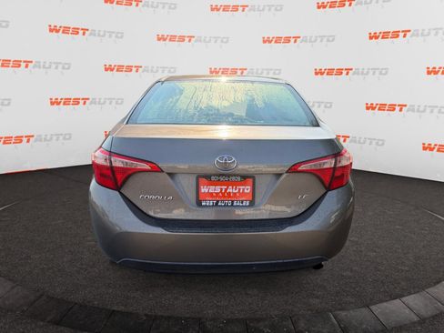 Used 2017 Toyota Corolla LE w/ Carpet Mat Package (TMS) FWD image 4