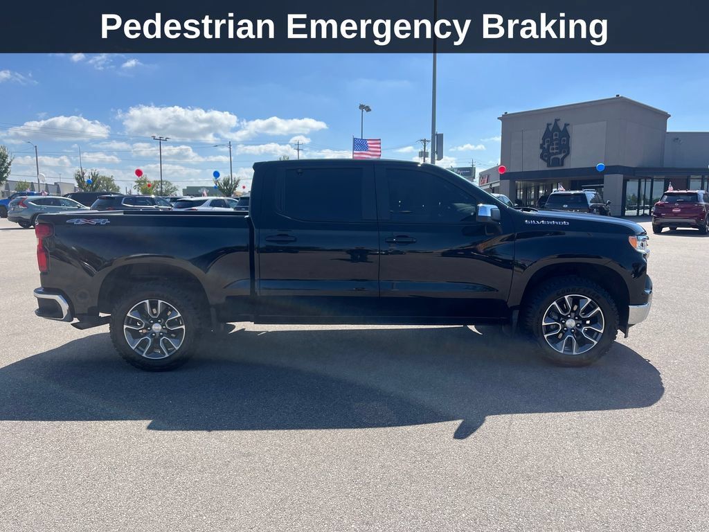 Used 2023 Chevrolet Silverado 1500 LT AWD/4WD image 8