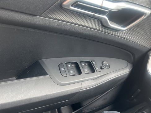 Certified 2024 Kia Sportage LX image 14