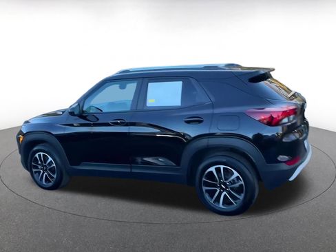 Used 2025 Chevrolet TrailBlazer LT image 10