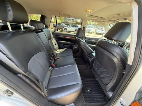 Used 2014 Subaru Outback 2.5i Limited AWD/4WD image 36